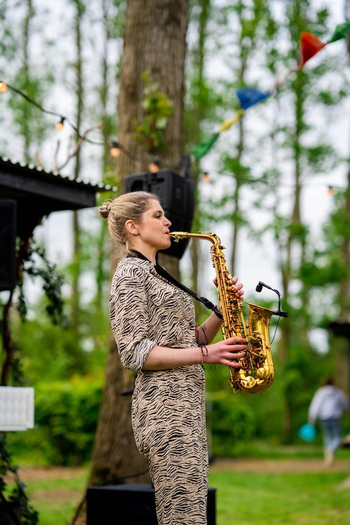 Entertainment - saxofoniste