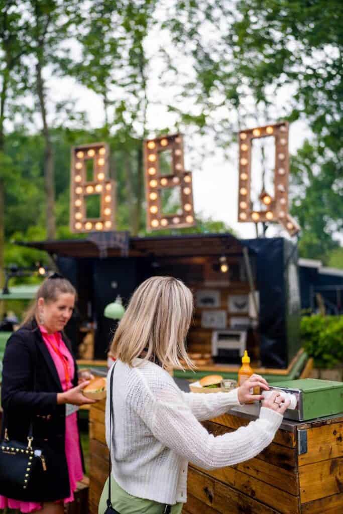 bedrijfsfestival-foodtruks-feest4 bedrijfsfestival foodtruks feest4