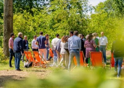 heisessie, heidag, vergadering of vergaderen in het groen.