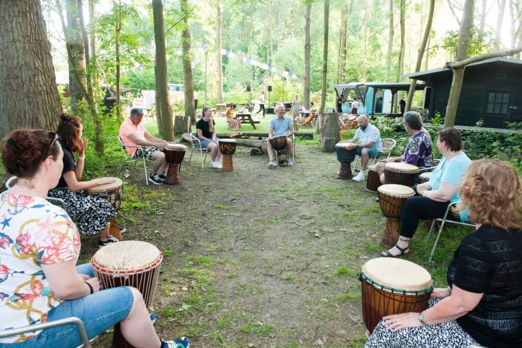 Workshop percussie als teambuilding activiteit