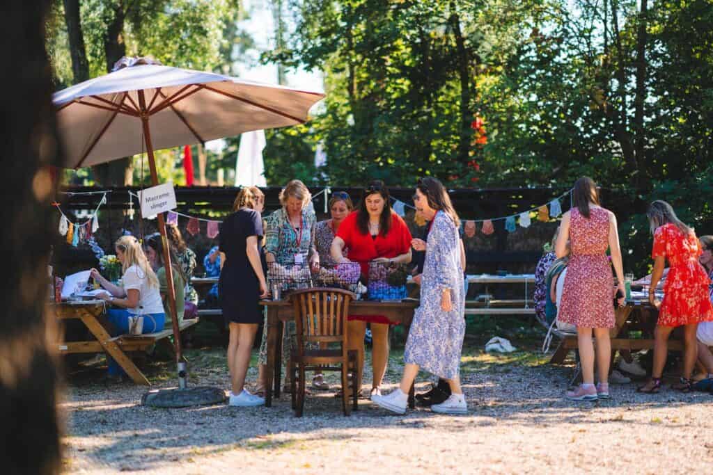 Trouwlocatie Buitenplaats Vlaardingen - Buiten trouwen boomgaard