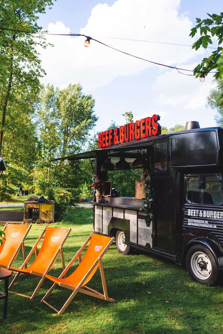 Bedrijfsfestival, lekker eten uit foodtruck Beef & Burgers